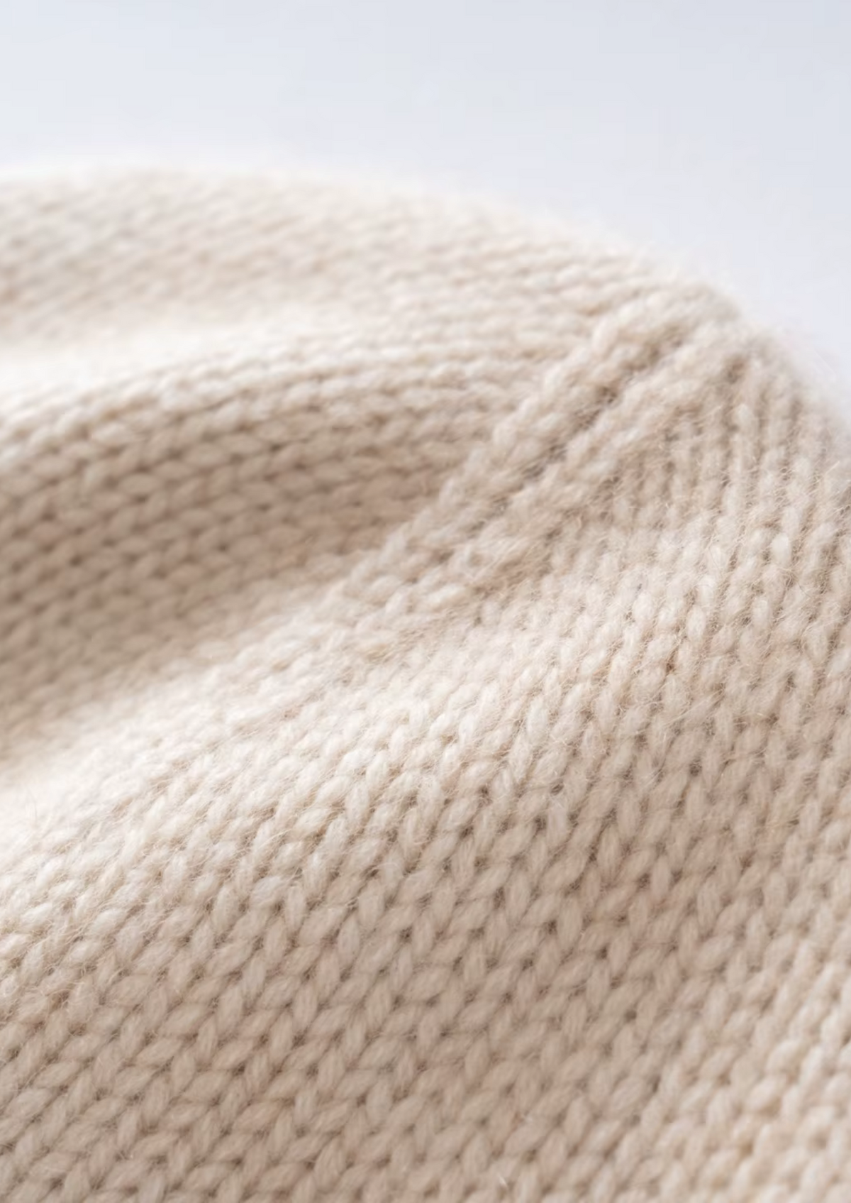 Sand Cashmere Wintertime Beanie | Auremmont