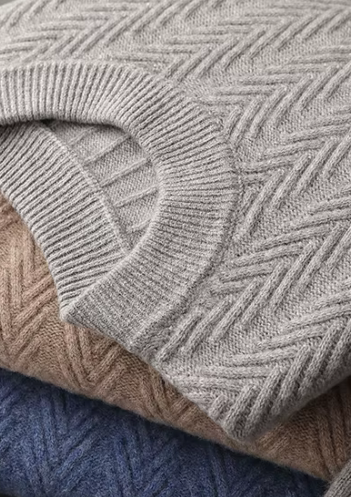 Pure Extra-Fine Merino Wool Herringbone Crewneck | Auremmont
