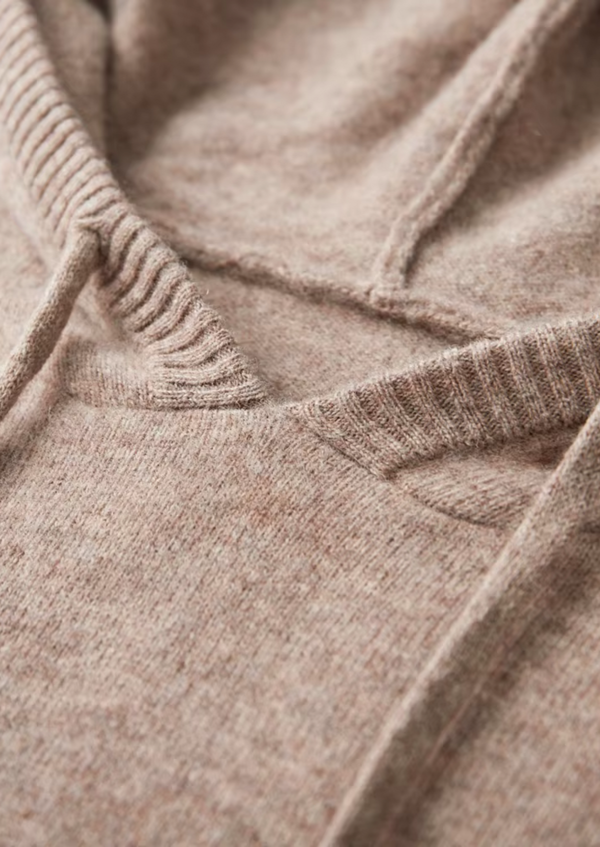 Pure Extra-Fine Merino Wool Beige Savro Set | Auremmont