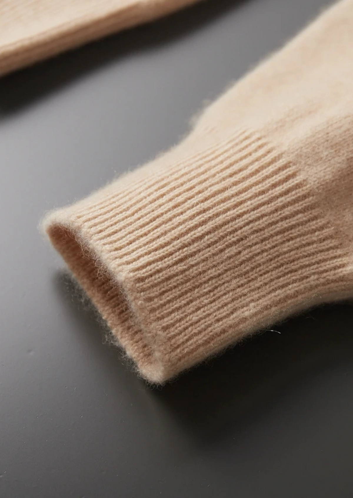 Pure Extra-Fine Merino Wool Classic Crewneck | Auremmont