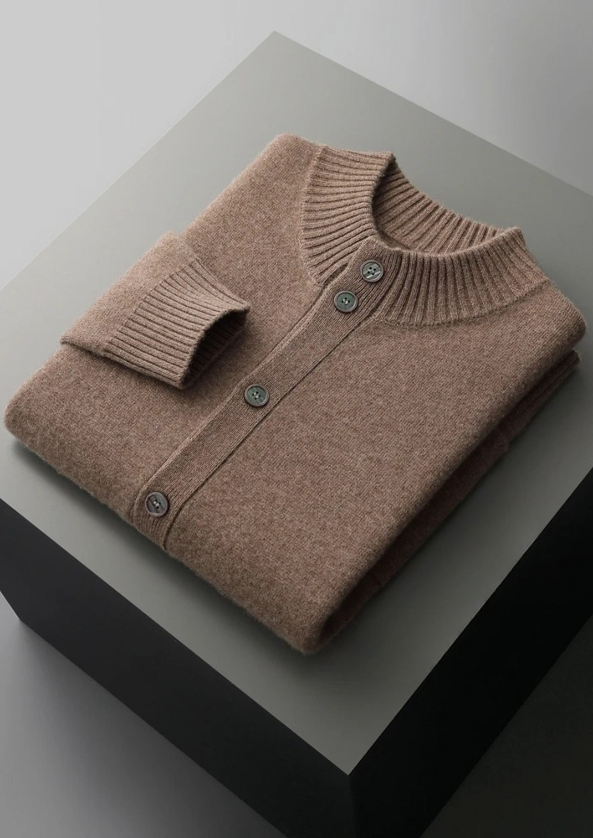 Premium Cashmere Button Cardigan | Auremmont