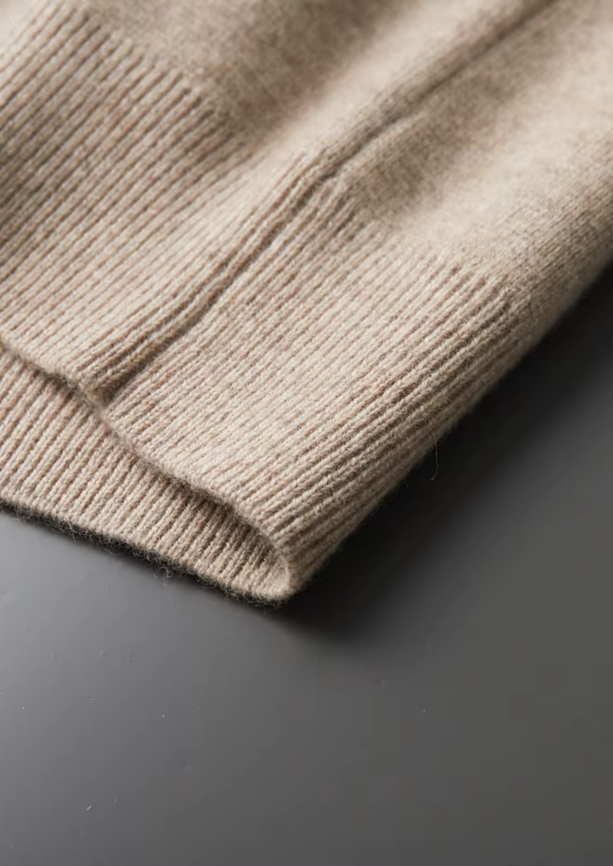 Pure Extra-Fine Merino Wool Zip Polo Cardigan | Auremmont