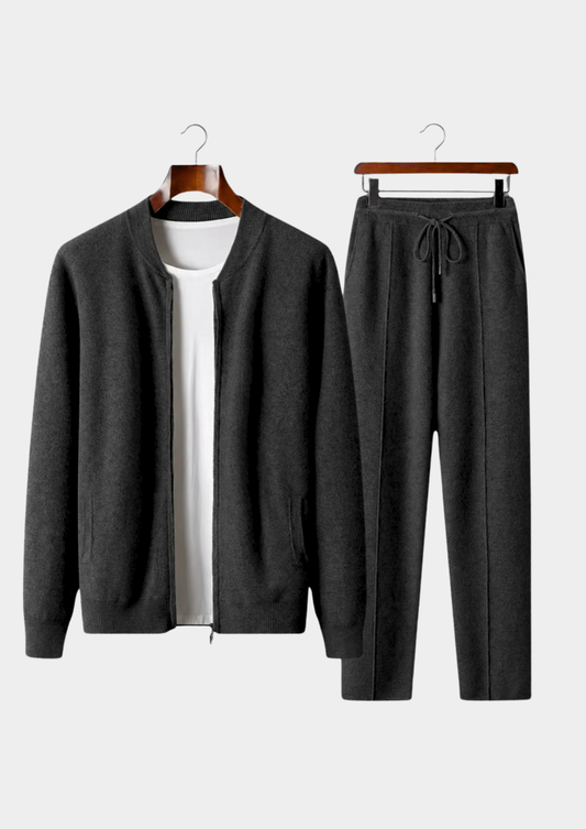 Pure Extra-Fine Merino Wool Black Falconi Set | Auremmont