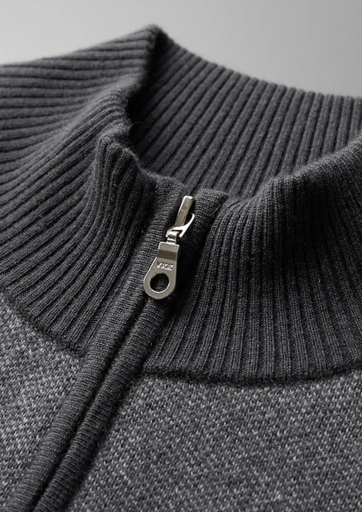 Premium Cashmere Jacquard Zip Cardigan | Auremmont