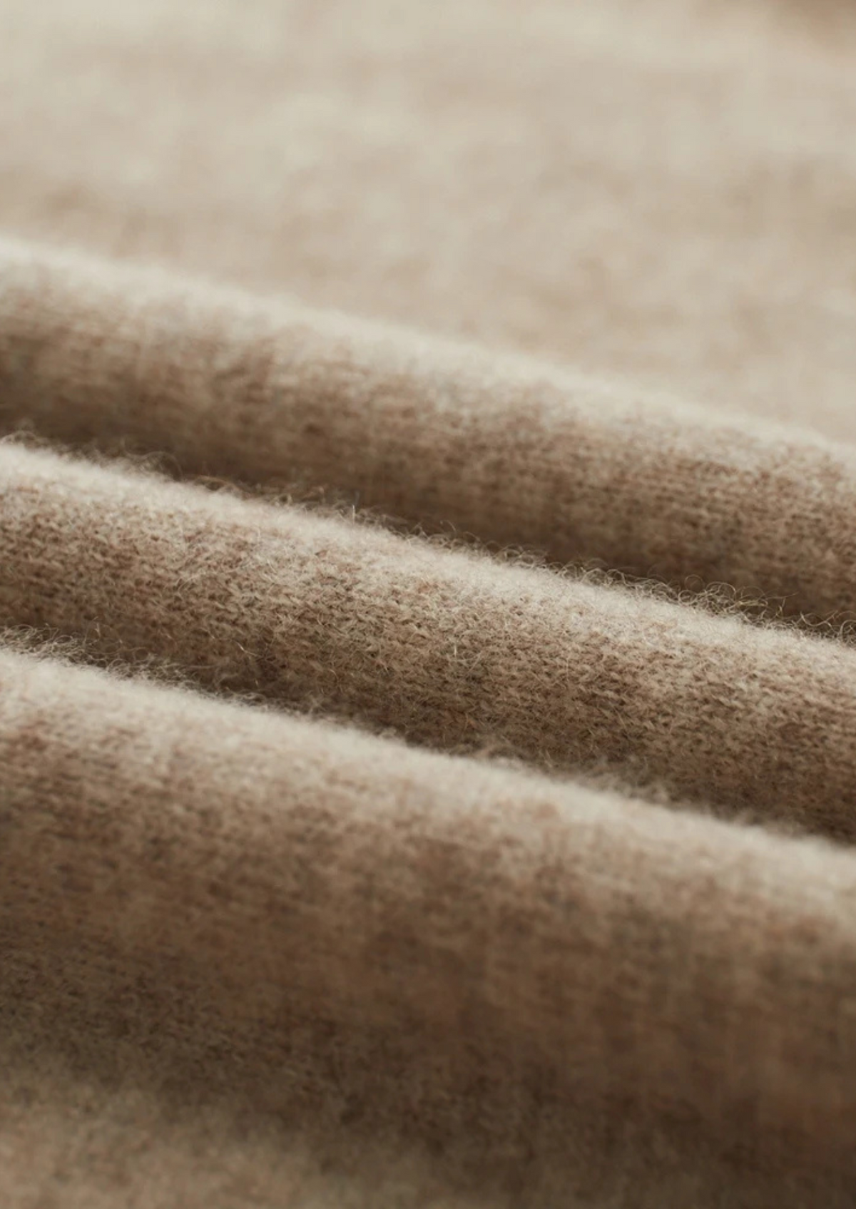 Pure Extra-Fine Merino Wool Raglan Mockneck | Auremmont