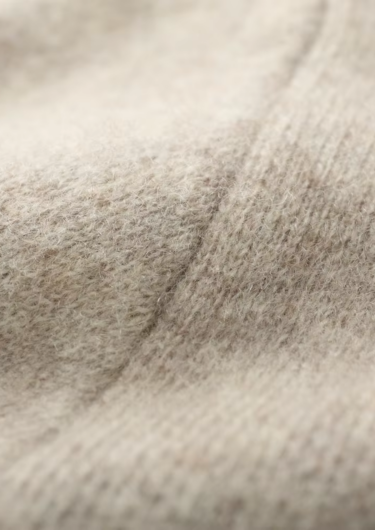 Pure Extra-Fine Merino Wool V-Neck Cardigan | Auremmont