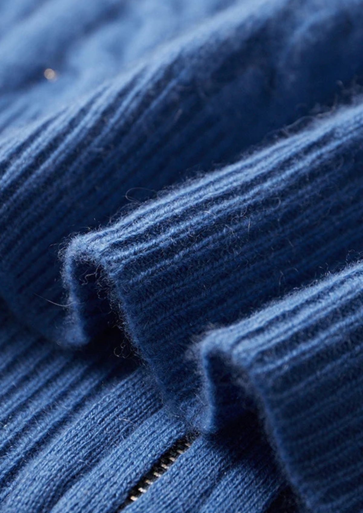 Premium Cashmere Cable Knit Zipper Hoodie | Auremmont