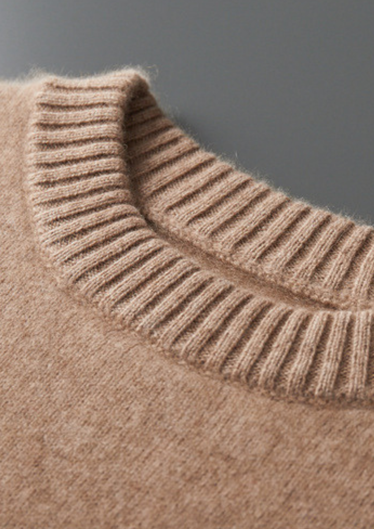 Pure Cashmere Beige Essential Crewneck | Auremmont