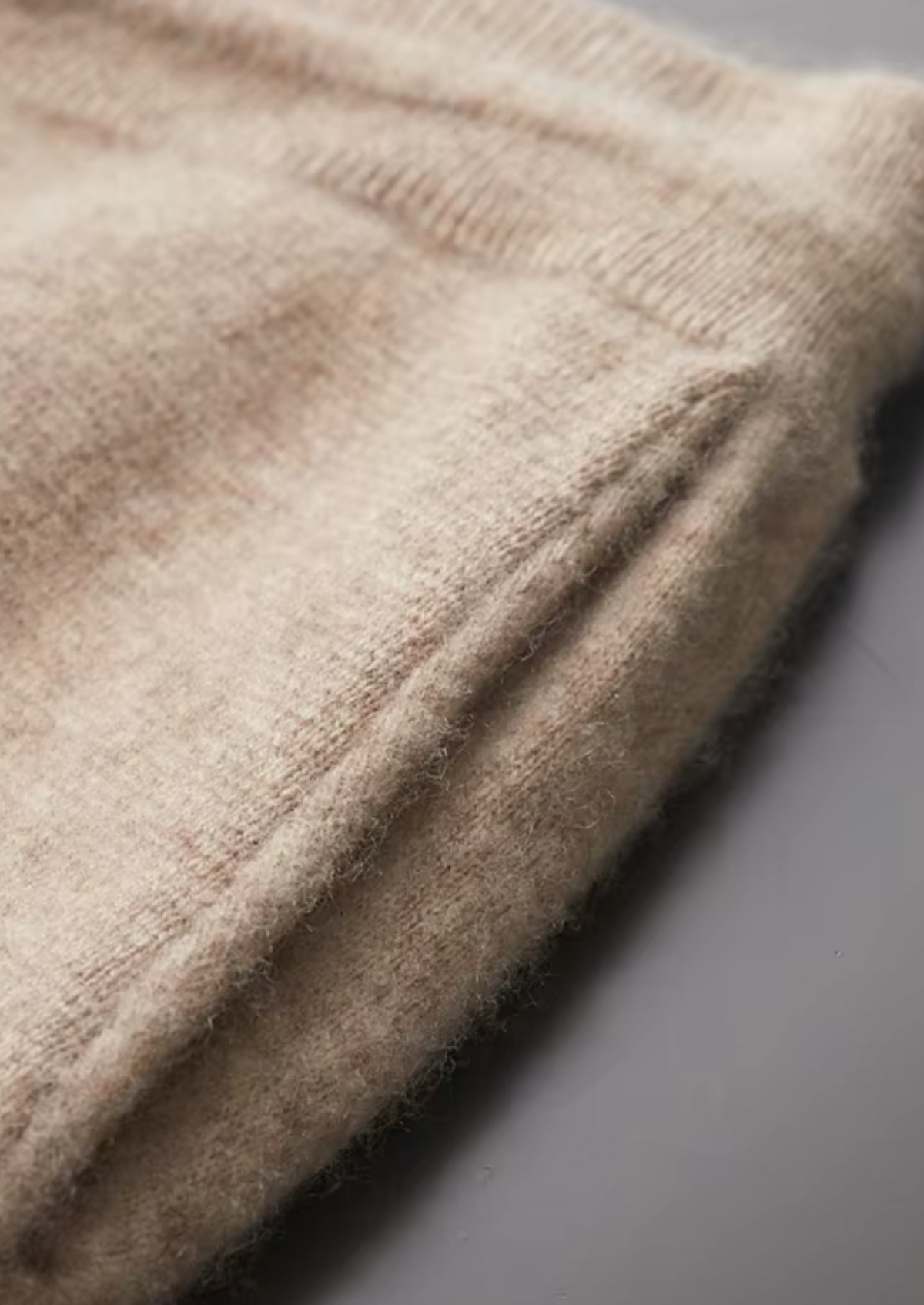 Premium Cashmere Slim Trousers | Auremmont