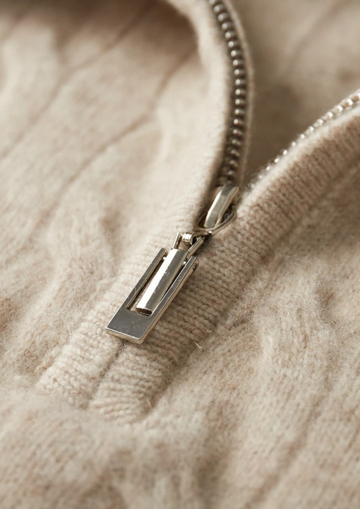 Pure Extra-Fine Merino Wool Cable Half Zip | Auremmont