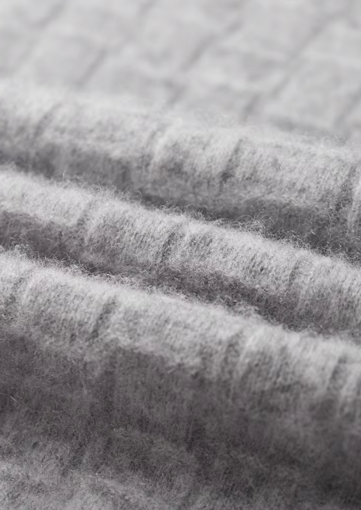 Pure Extra-Fine Merino Wool Textured Mockneck | Auremmont