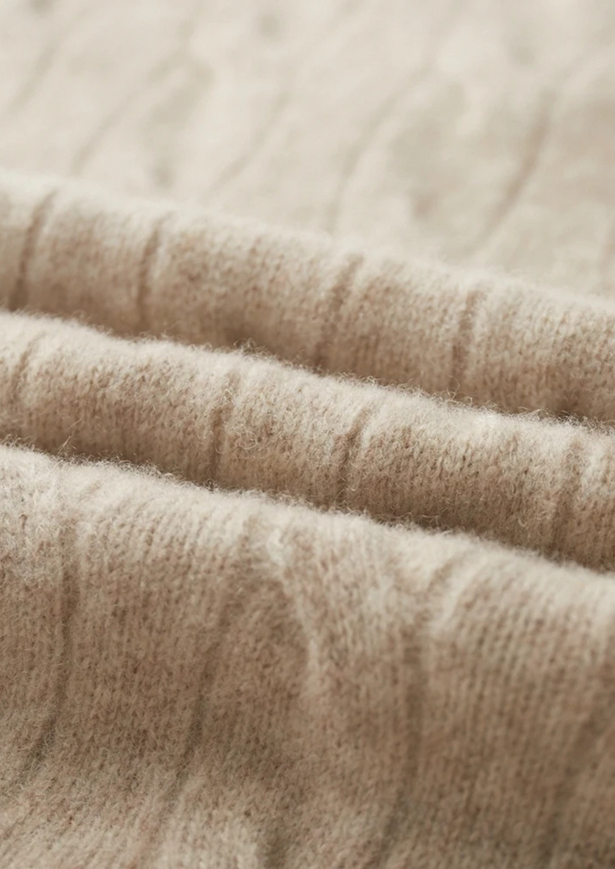 Pure Extra-Fine Merino Wool Cable Half Zip | Auremmont