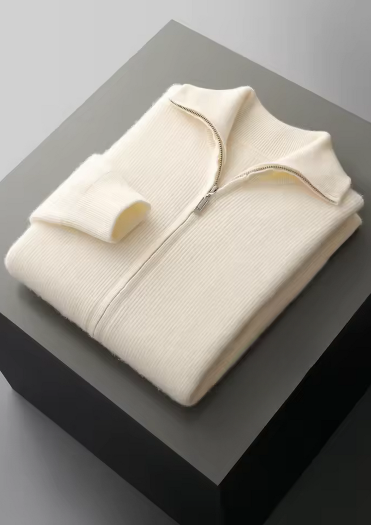 Pure Extra-Fine Merino Wool Ribbed Zipper Cardigan | Auremmont