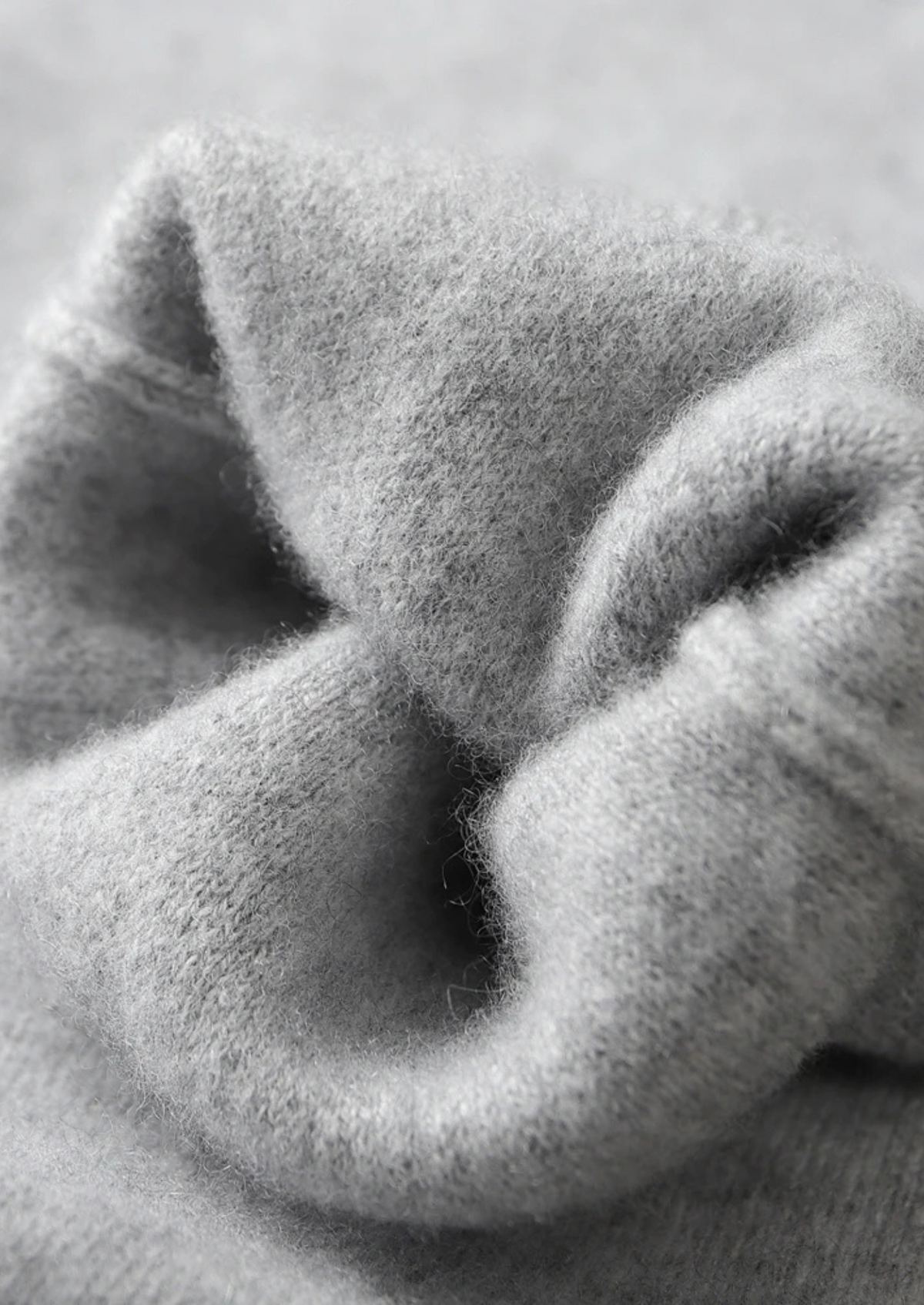 Premium Cashmere Light Gray Alain Leisure Set | Auremmont