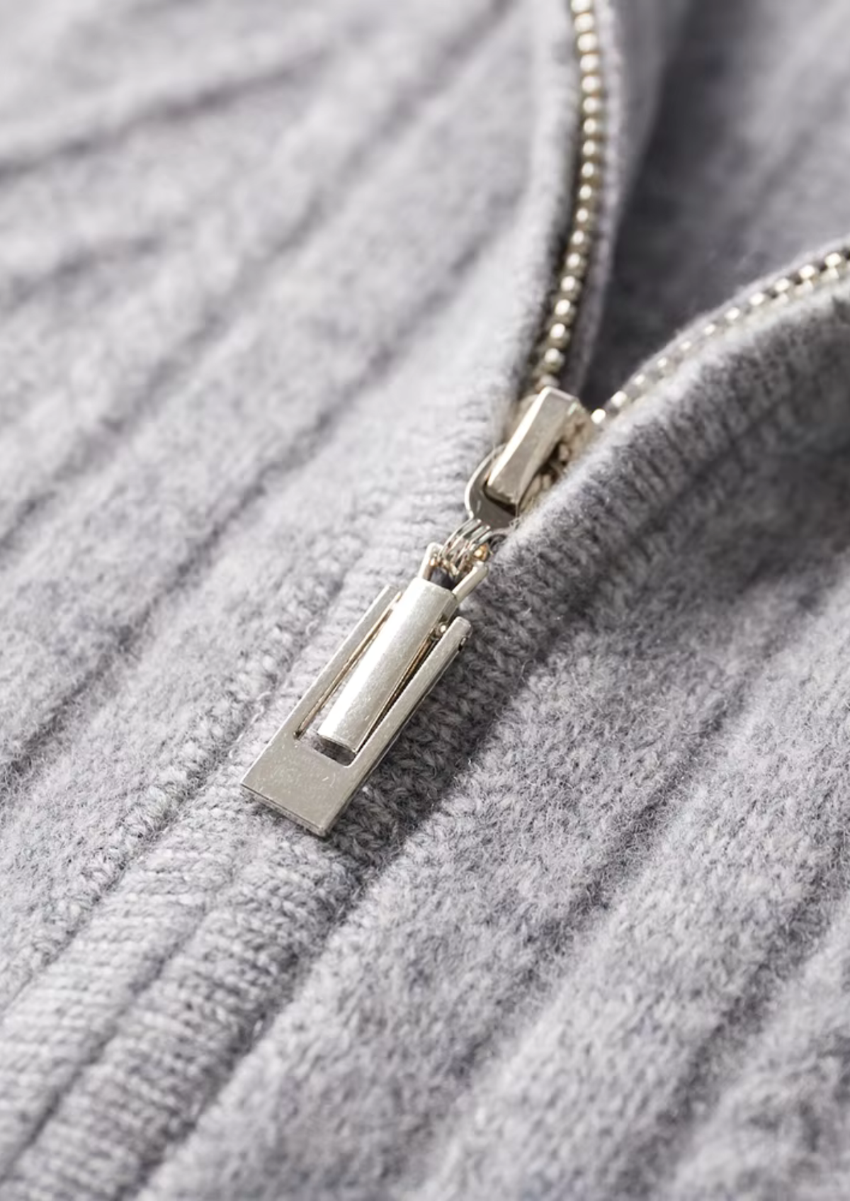 Pure Extra-Fine Merino Wool Patterned Zip Cardigan | Auremmont