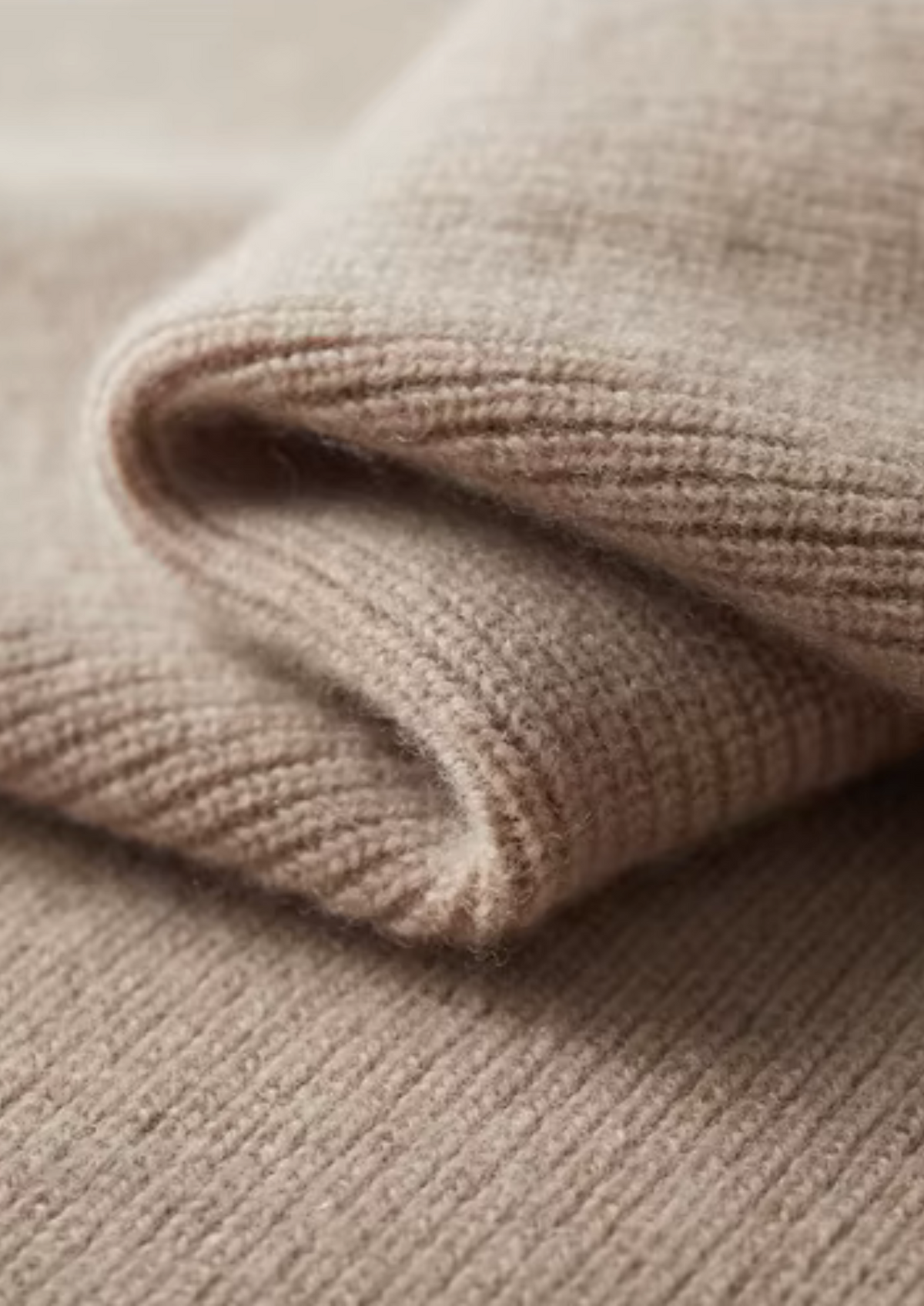 Pure Extra-Fine Merino Wool Two Tone Zipper Sweater Polo | Auremmont