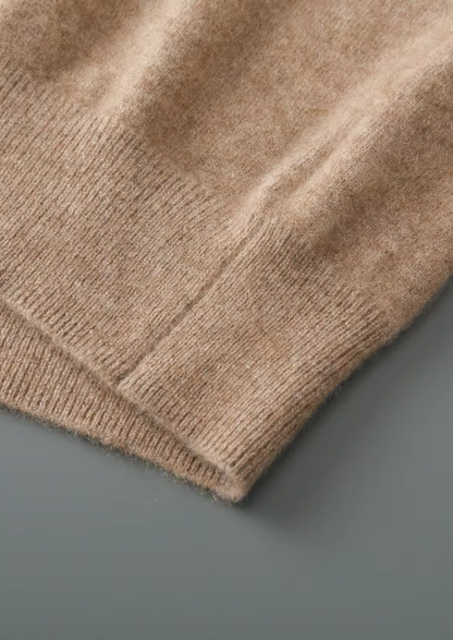Pure Extra-Fine Merino Wool V-Neck Vest | Auremmont