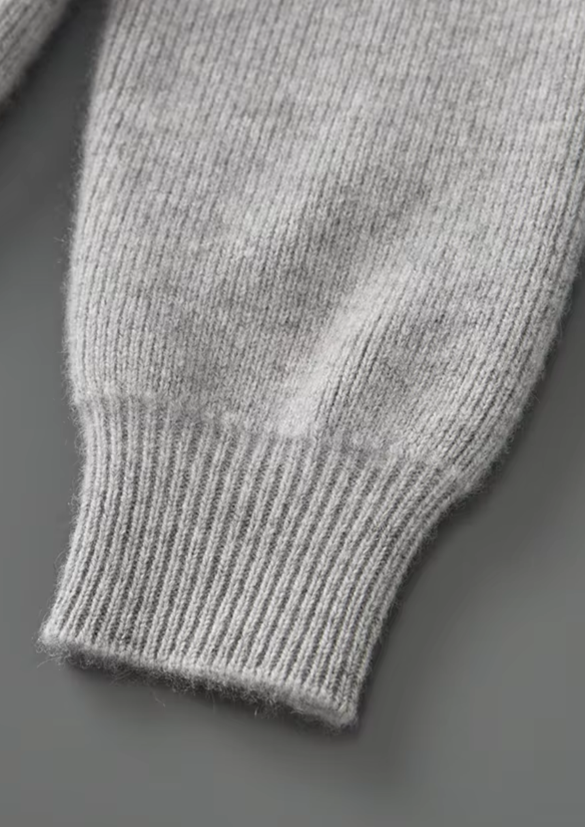 Pure Extra-Fine Merino Wool Ribbed Zip Cardigan | Auremmont