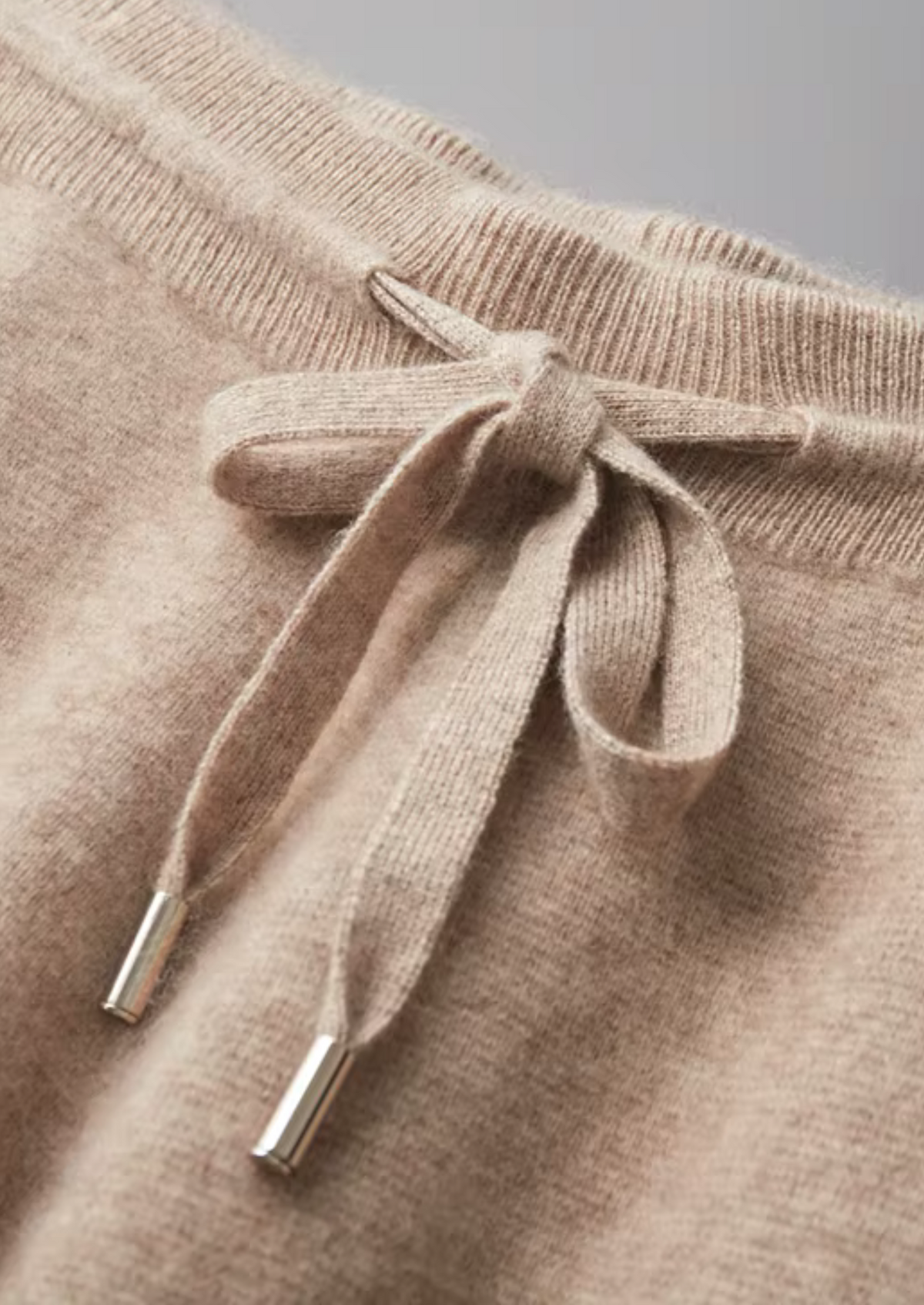 Premium Cashmere Slim Trousers | Auremmont