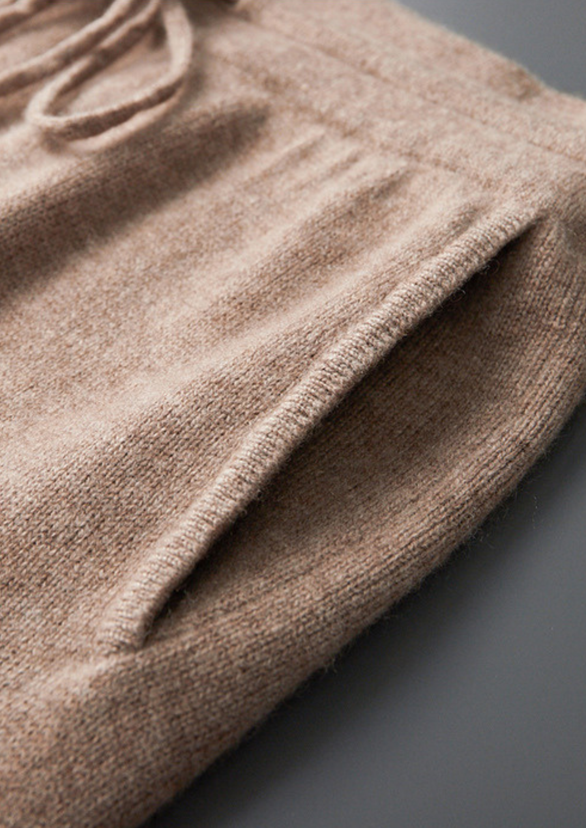 Premium Cashmere Essential Leisure Joggers | Auremmont