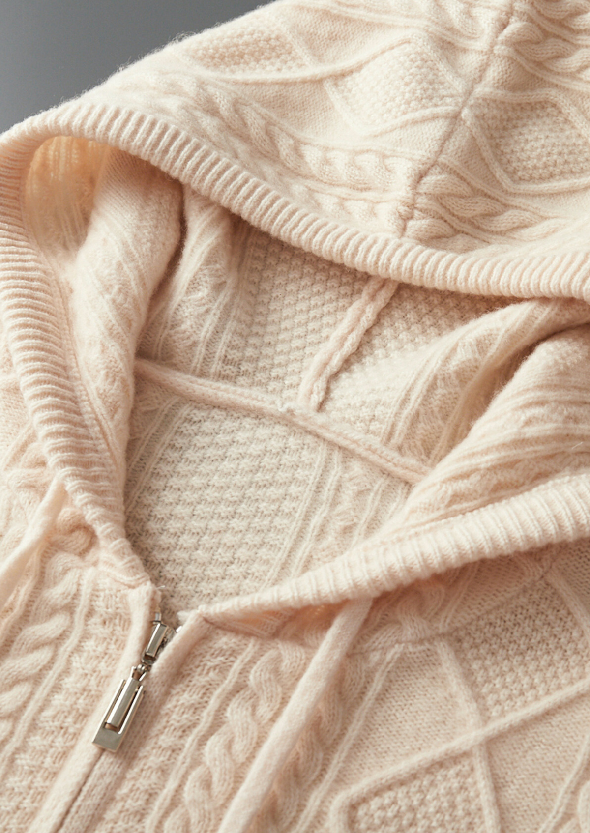 Pure Extra-Fine Merino Wool Wintertime Zipper Hoodie | Auremmont