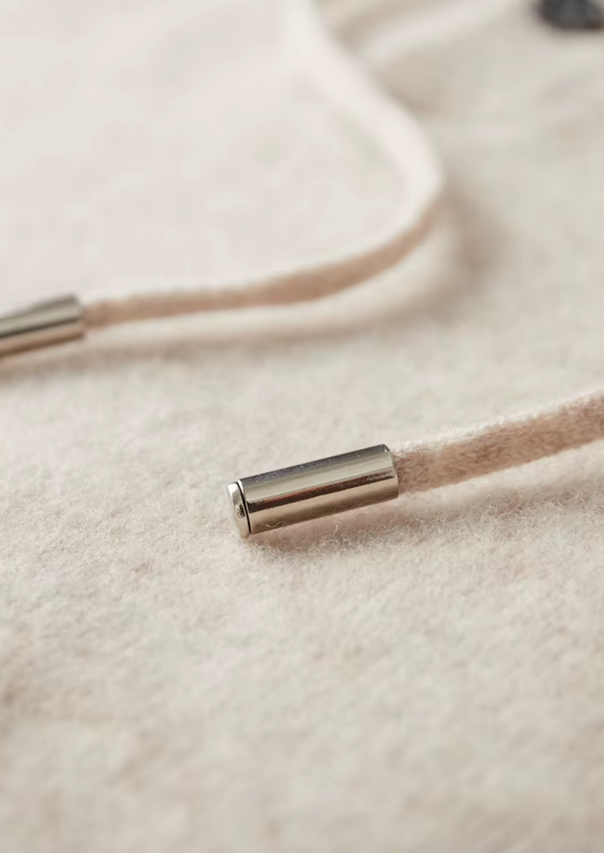 Pure Extra-Fine Merino Wool Button Hoodie | Auremmont