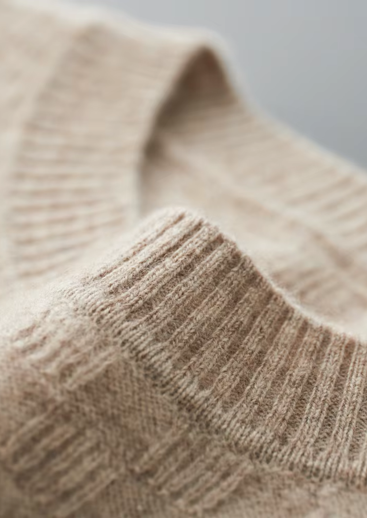 Premium Cashmere Textured Crewneck | Auremmont