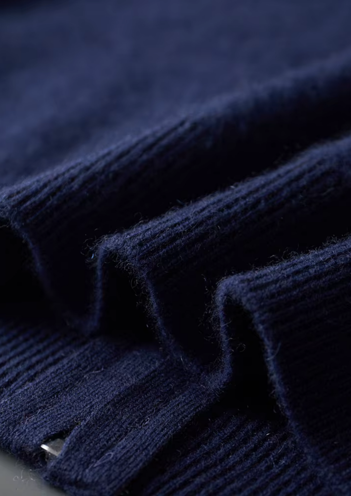 Pure Extra-Fine Merino Wool Navy Blue Damien Set | Auremmont