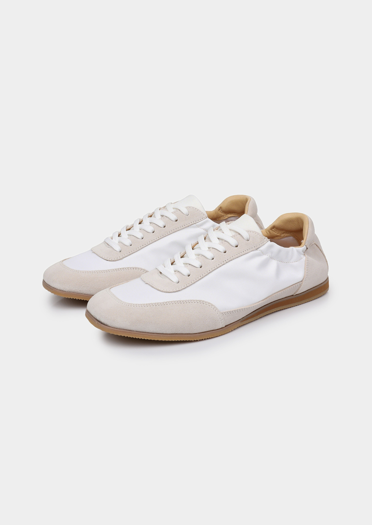 Monaco Ivory Hybrid Retro Runner | Auremmont
