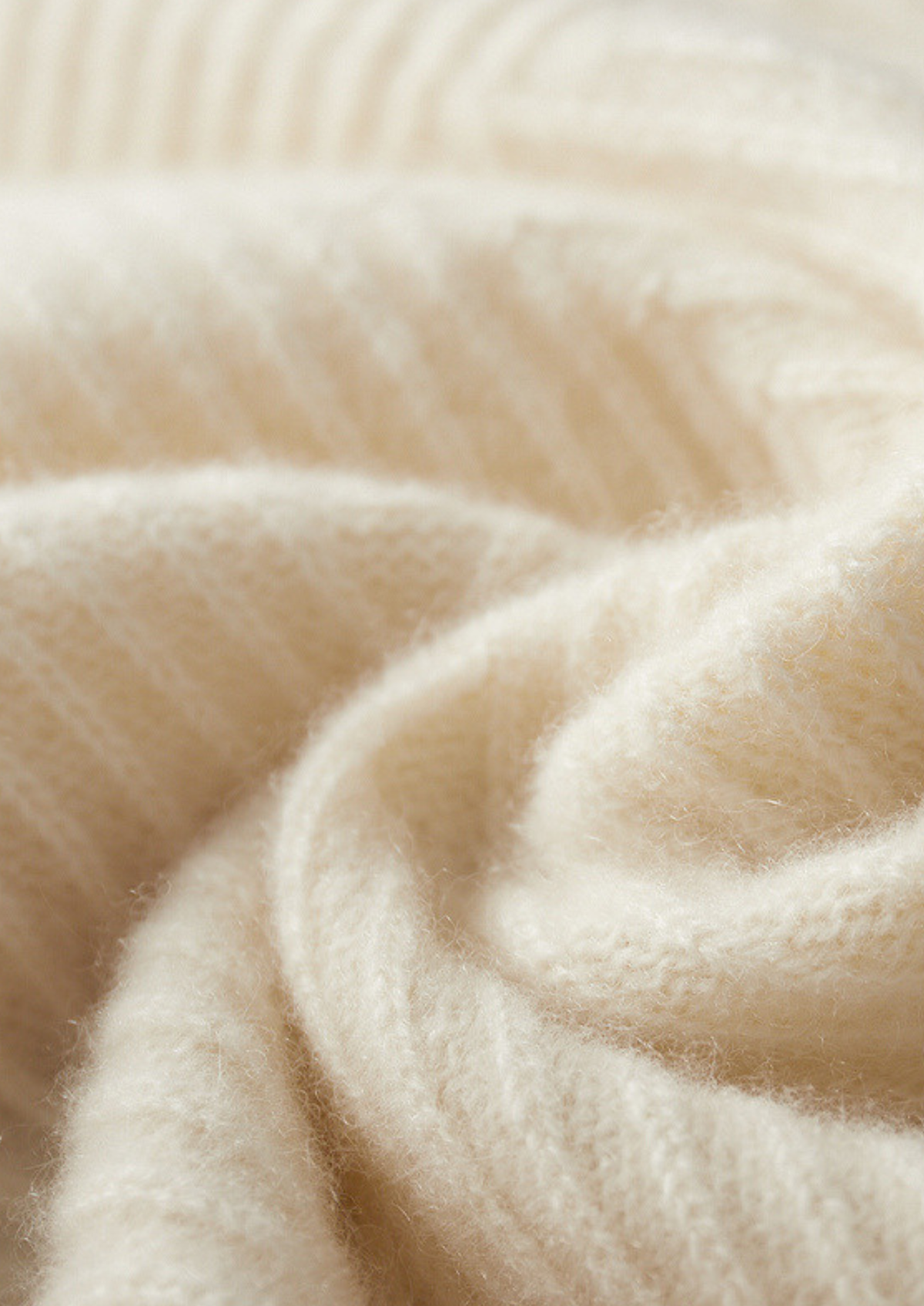 Pure Cashmere Ivory Herringbone Crewneck | Auremmont