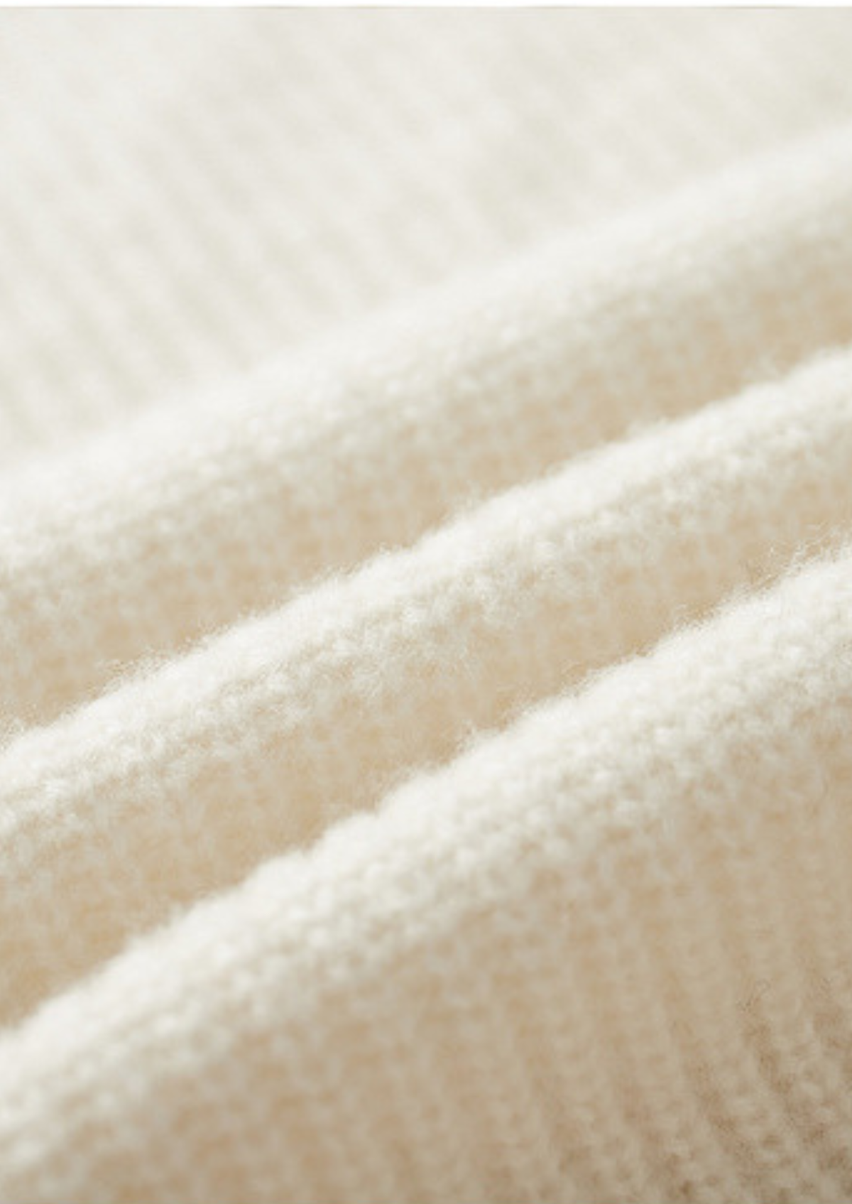 Pure Extra-Fine Merino Wool Ribbed Raglan Crewneck | Auremmont
