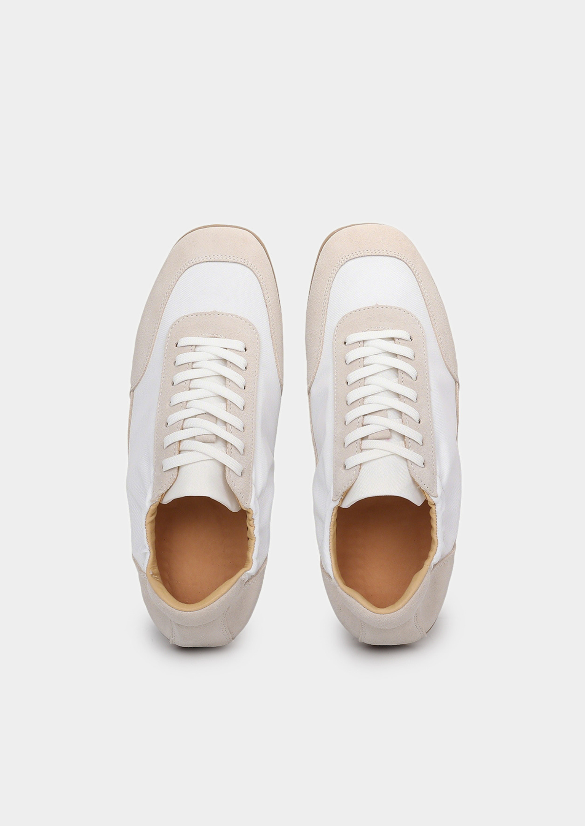 Monaco Ivory Hybrid Retro Runner | Auremmont