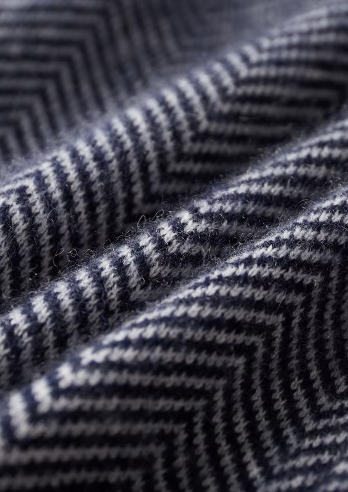 Pure Extra-Fine Merino Wool Navy Blue Herringbone Set | Auremmont