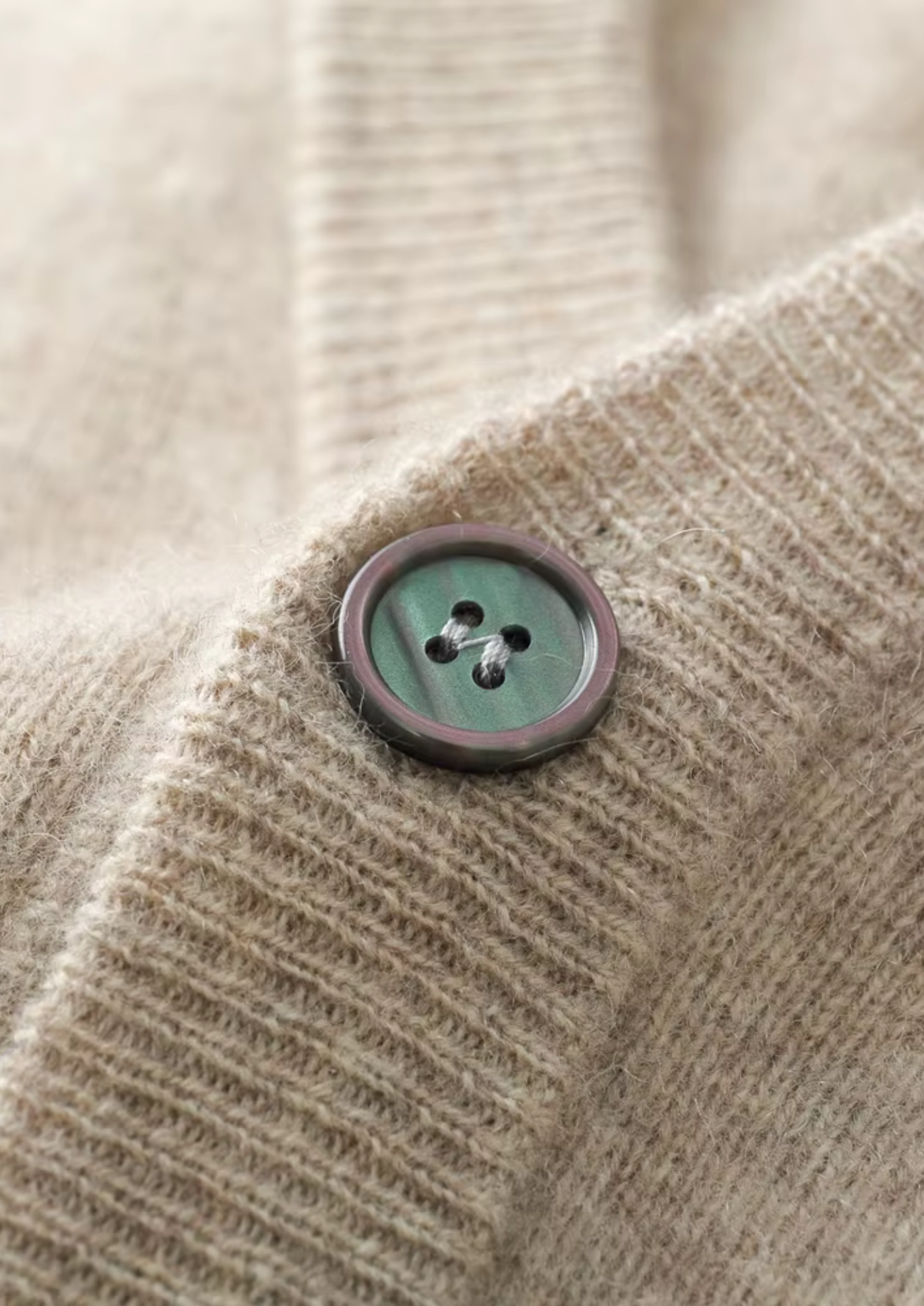 Pure Extra-Fine Merino Wool Essential Cardigan | Auremmont