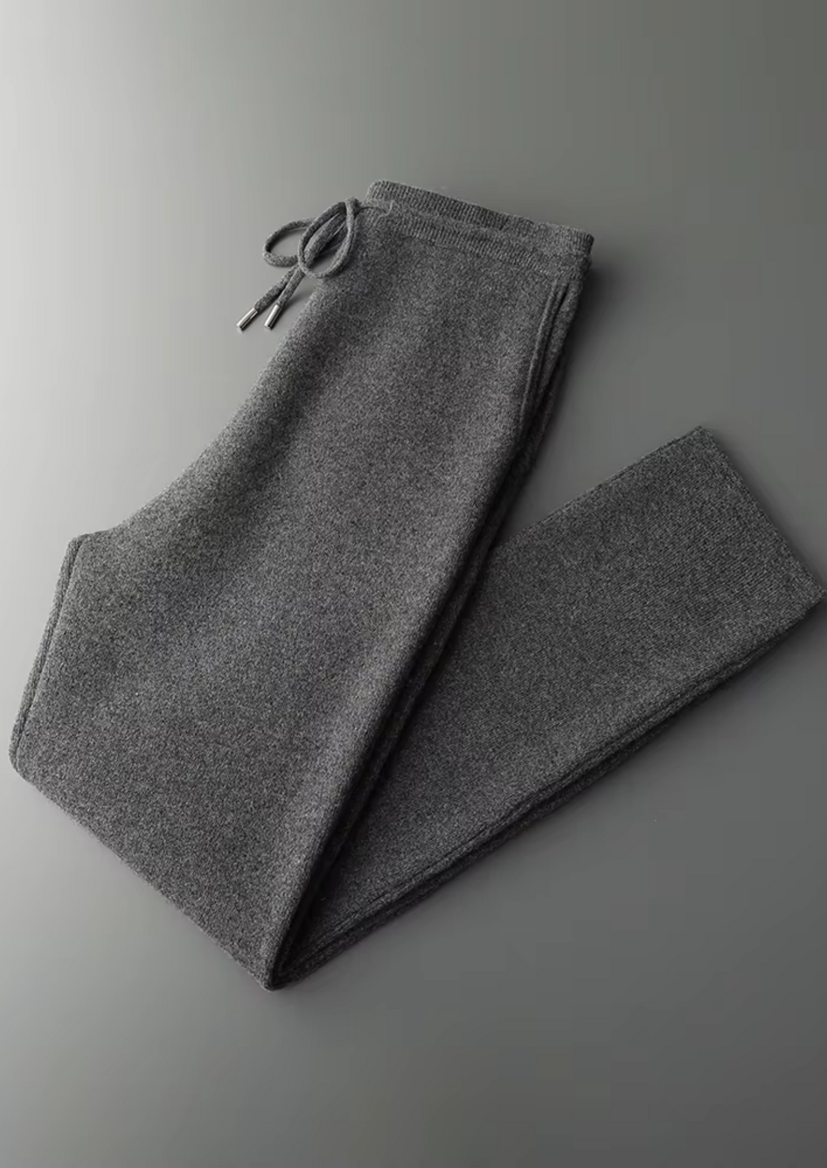Pure Extra-Fine Merino Wool Dark Gray Savro Set | Auremmont