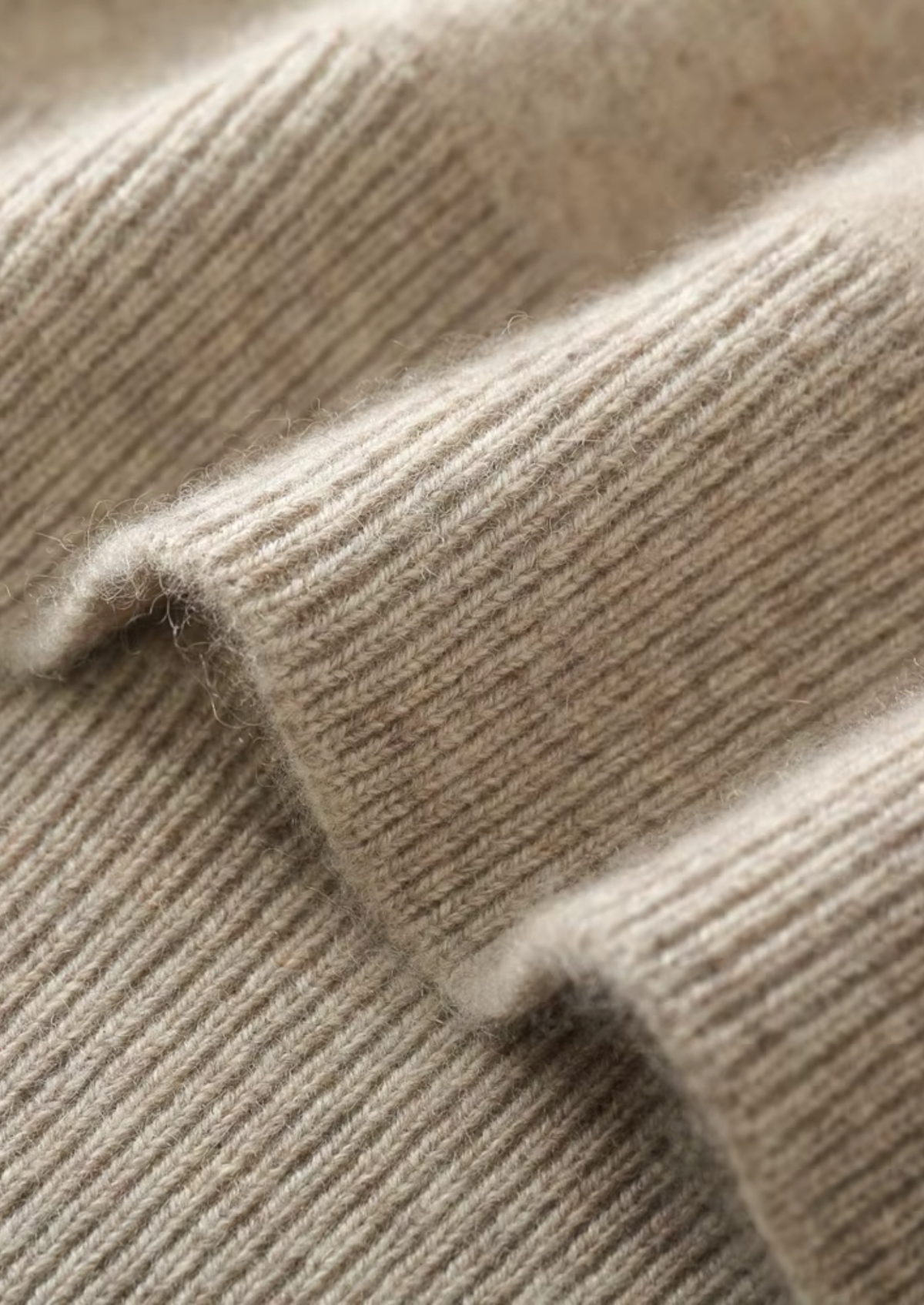 Pure Extra-Fine Merino Wool Essential Cardigan | Auremmont