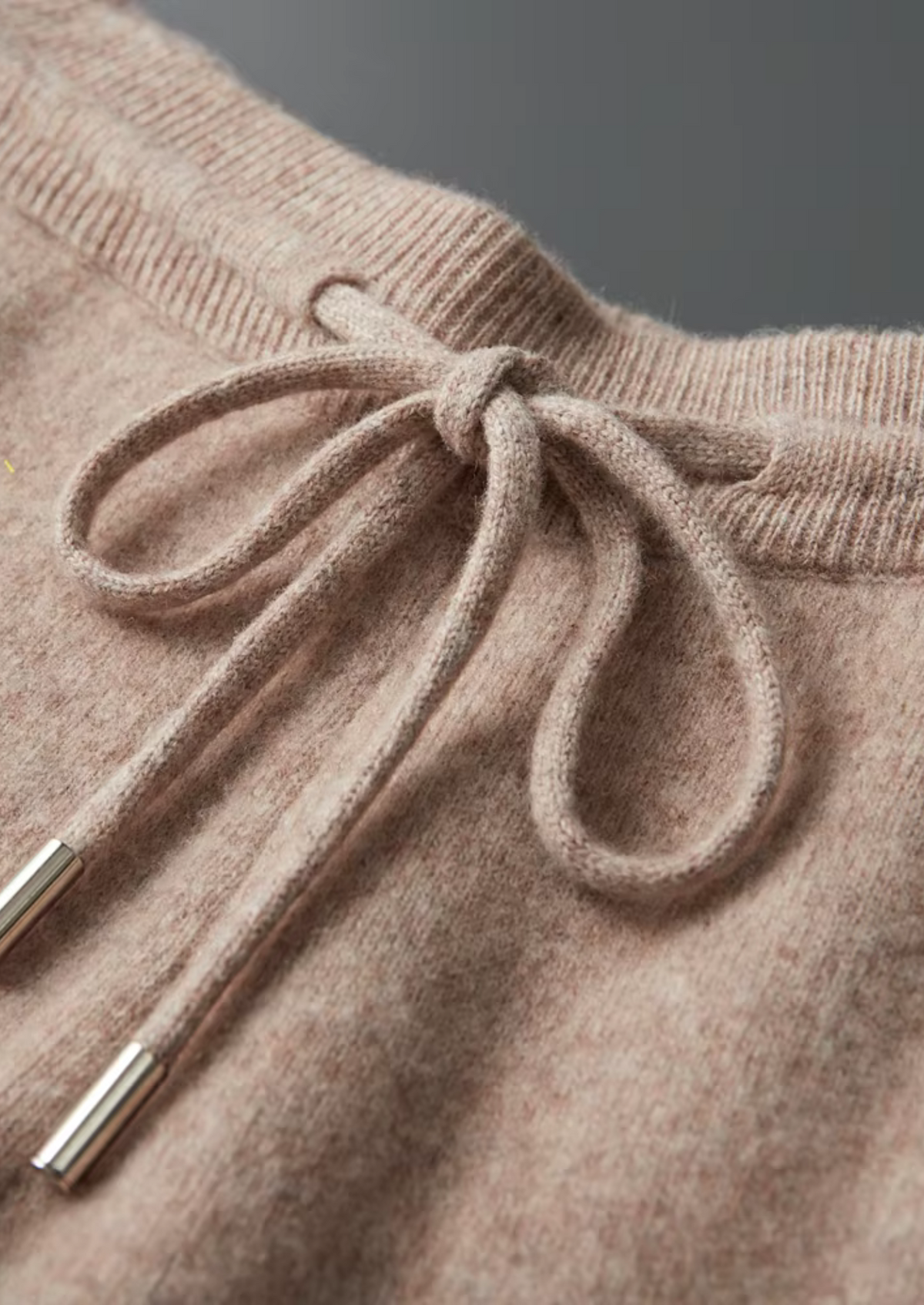 Pure Extra-Fine Merino Wool Beige Savro Set | Auremmont