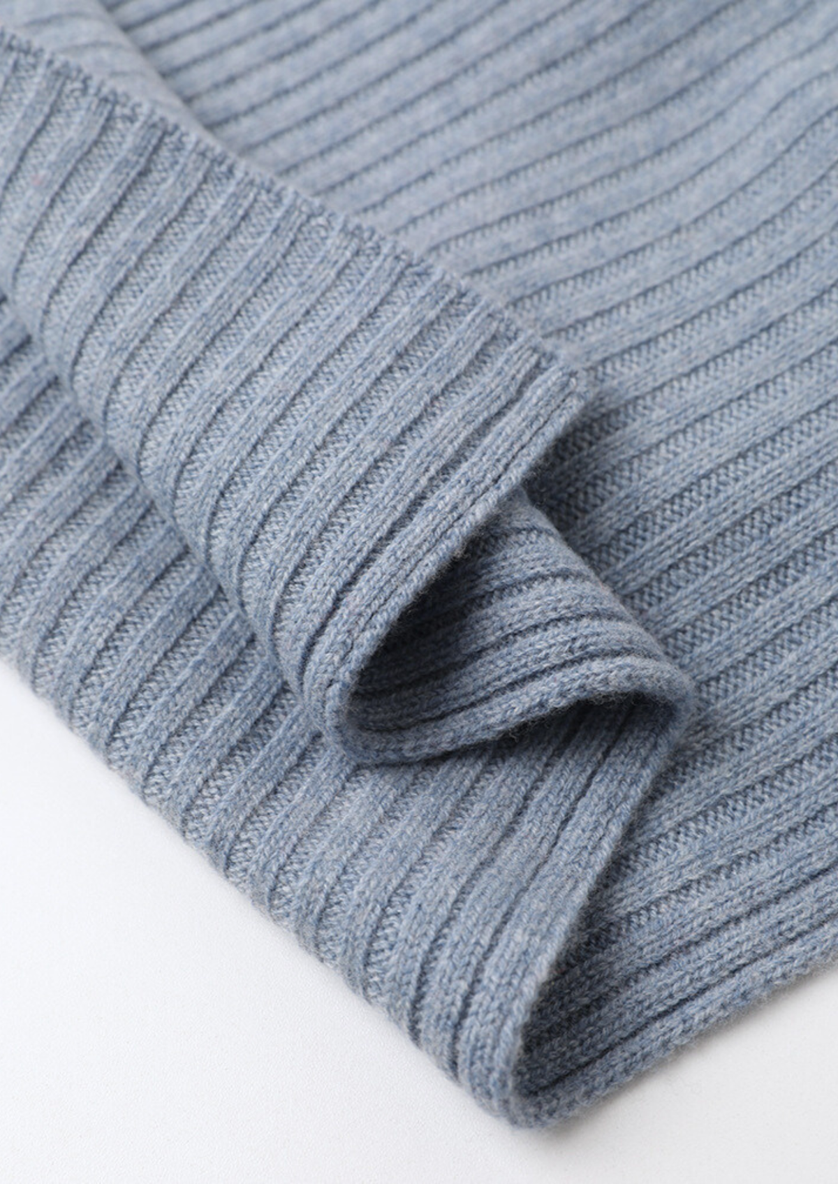 Pure Extra-Fine Merino Wool Wintertime Essentials - Light Blue | Auremmont