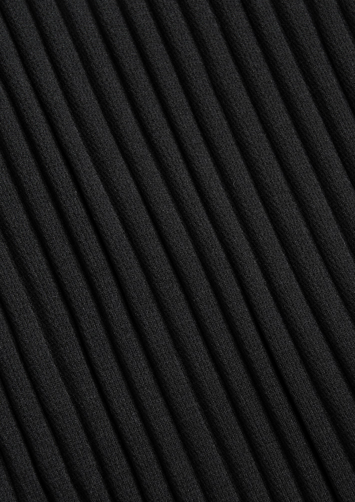 Black Pleated Summer Set | Auremmont