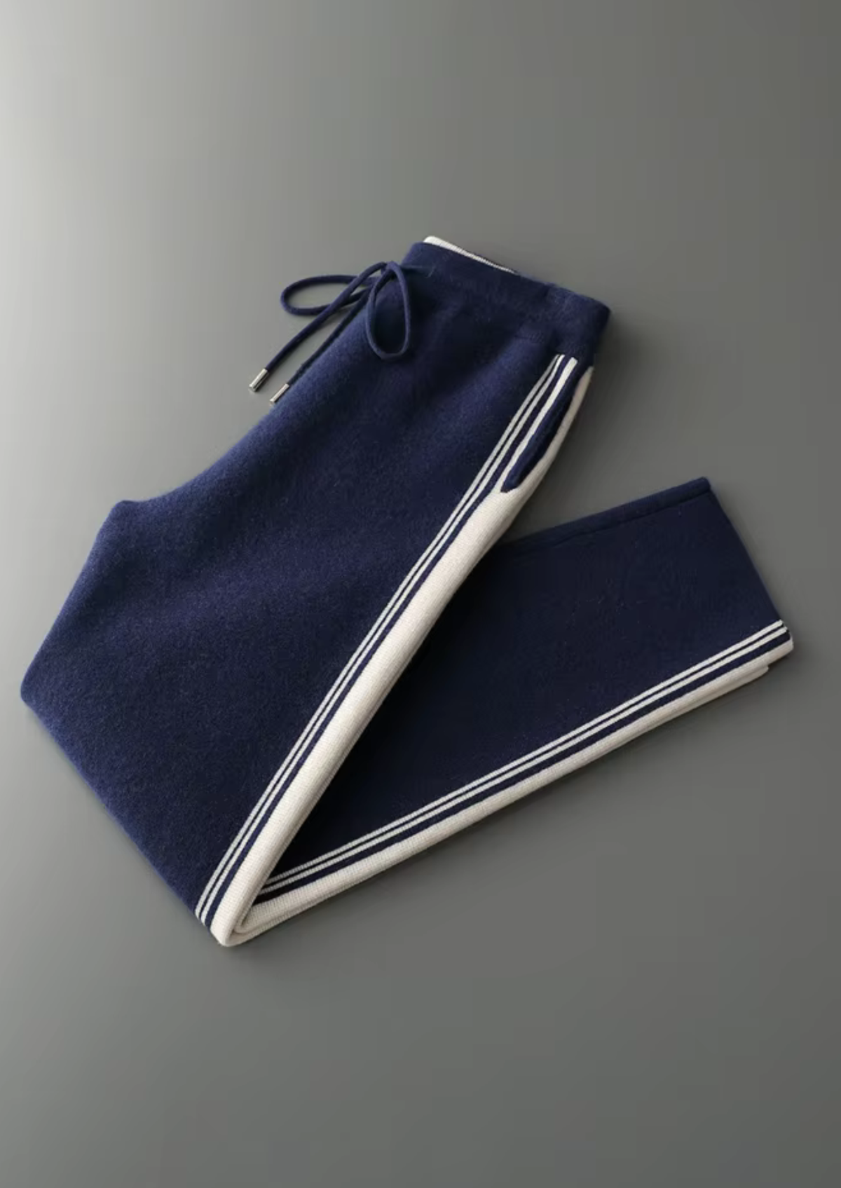 Pure Extra-Fine Merino Wool Navy Blue Damien Set | Auremmont