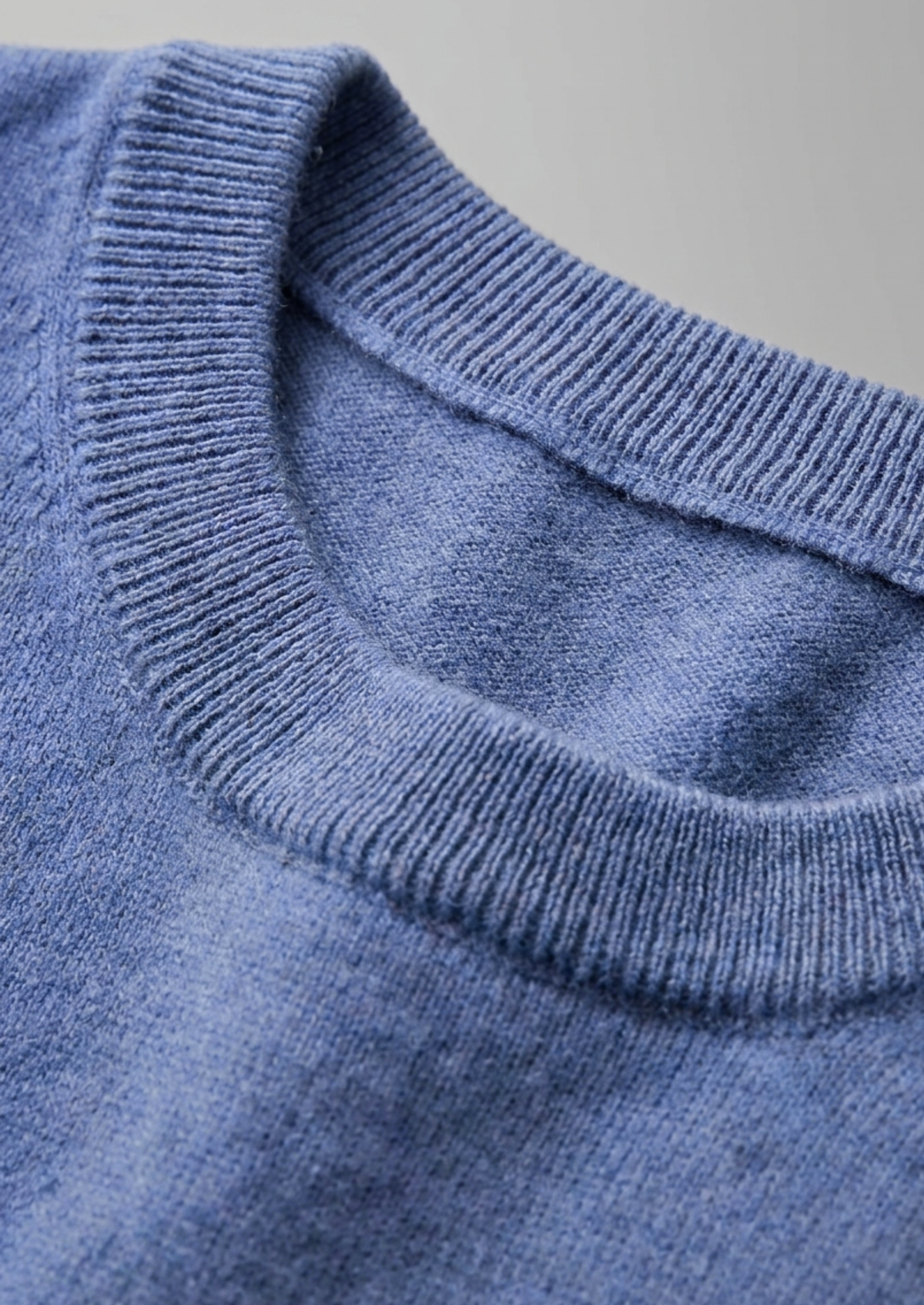 Premium Cashmere Classic Crewneck T-Shirt - Deep Atlantic | Auremmont