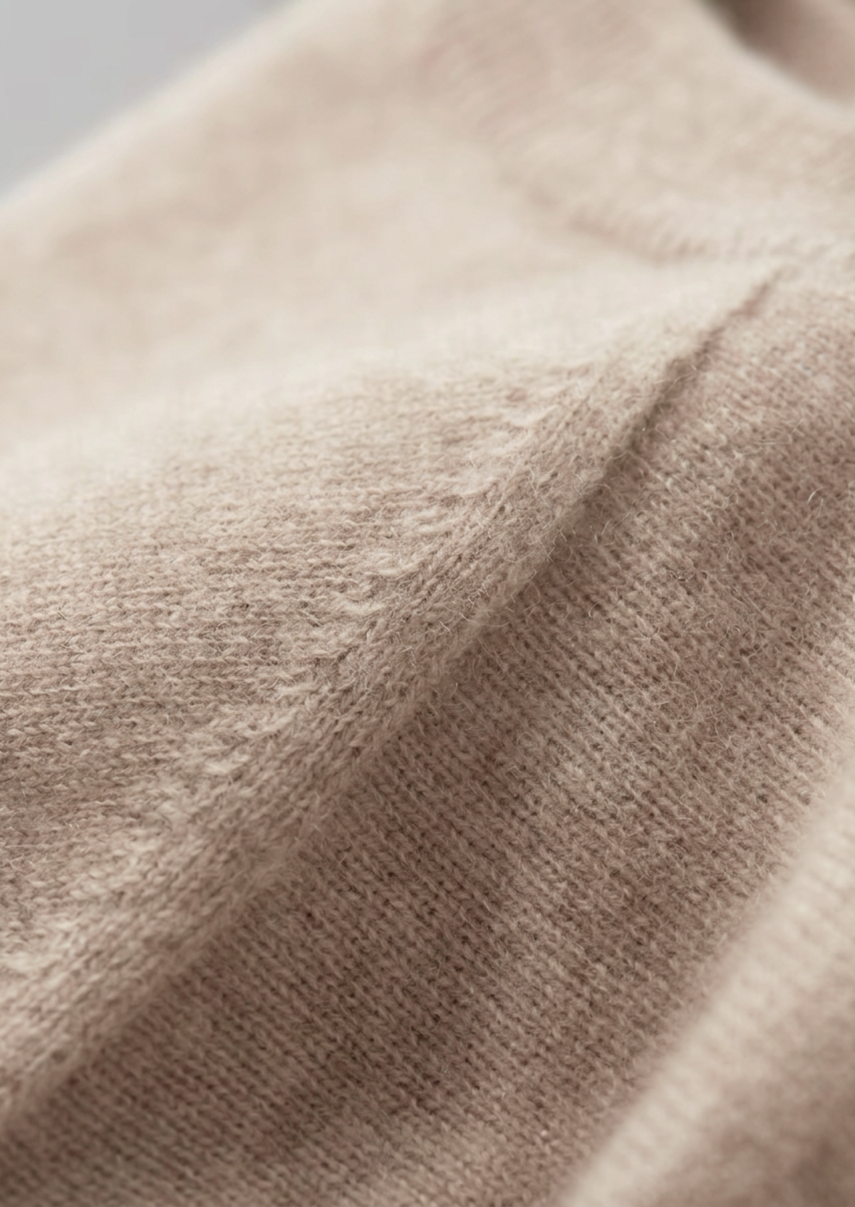 Premium Cashmere Classic Crewneck T-Shirt - Ivory Mocha | Auremmont