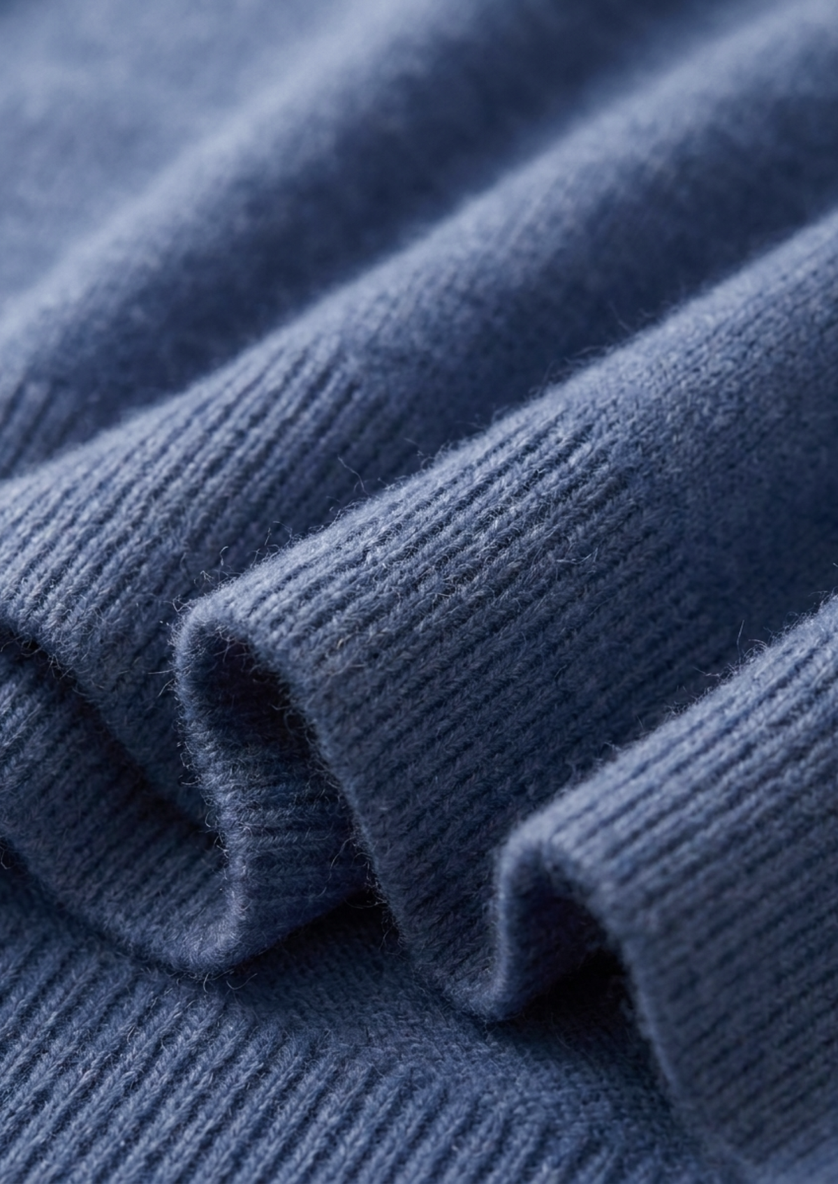 Premium Cashmere Classic Crewneck T-Shirt - Deep Atlantic | Auremmont