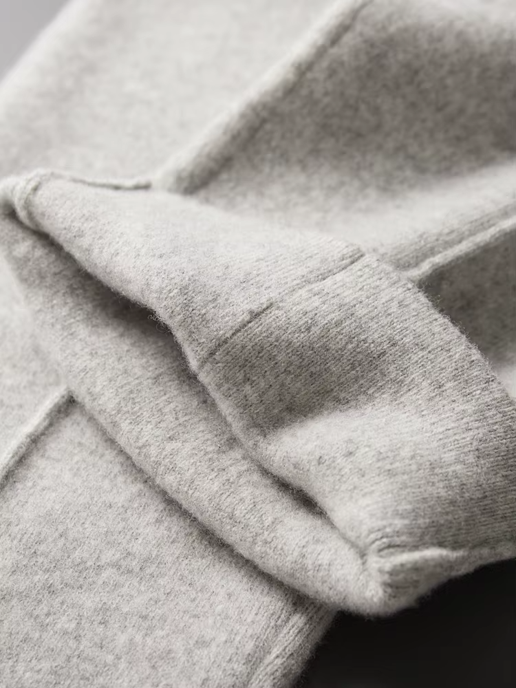 Pure Extra-Fine Merino Wool Leisure Trousers | Auremmont